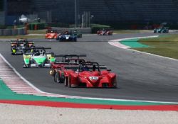 Francisci davanti a tutti